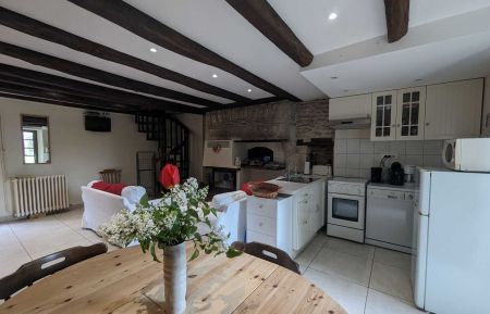 G&icirc;te n&deg;52G313 Villars-Santenoge - Haute-Marne - Cuisine