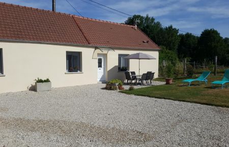 G&icirc;te n&deg;10G348 Rigny-la-Nonneuse - Aube - cour du g&icirc;te