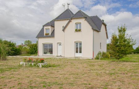 G&icirc;te n&deg;10G437 Saint-Remy-sous-Barbuise - Aube - photo